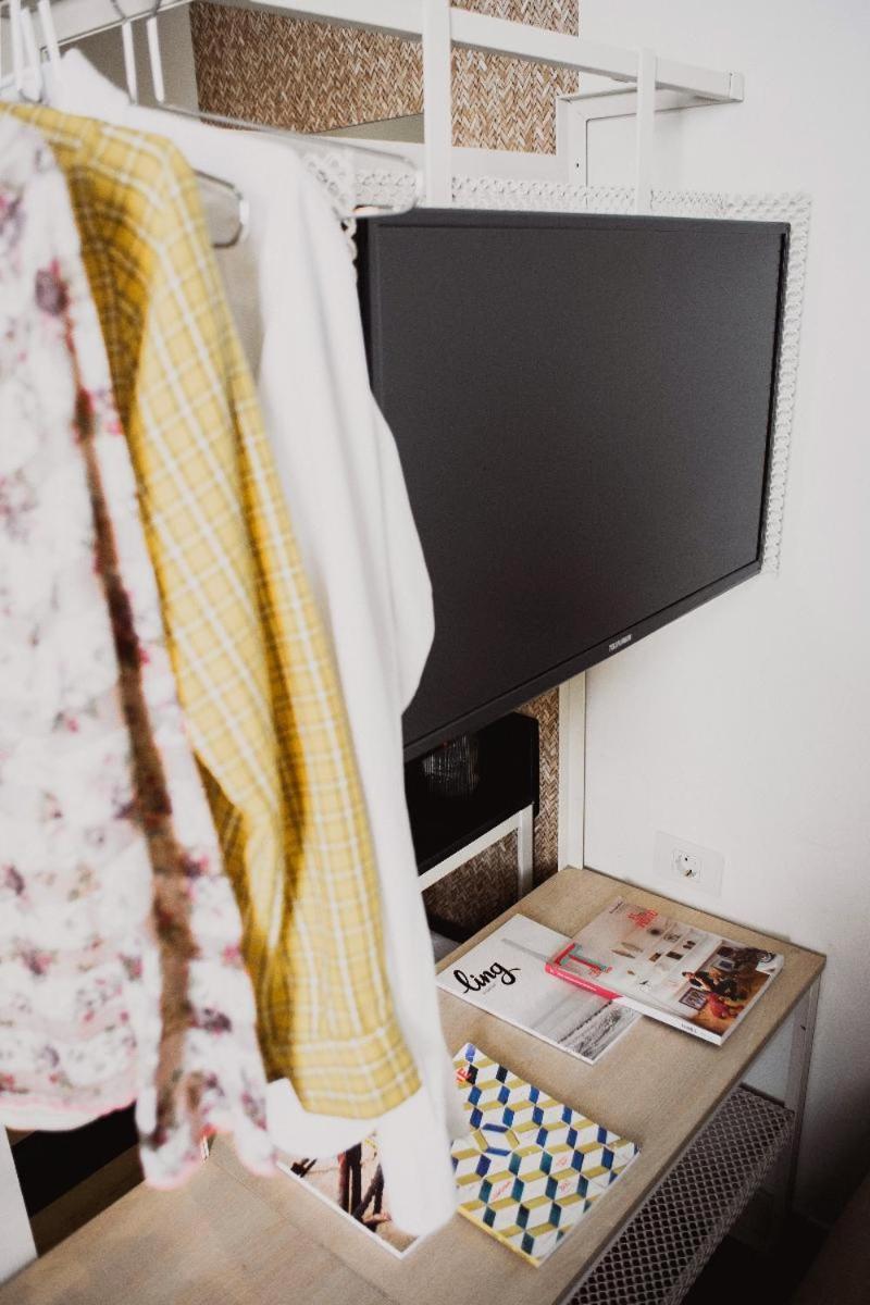 Room Select Sol Madrid Phòng bức ảnh
